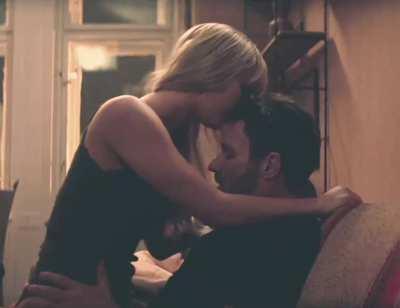 Jennifer Lawrence takes control and does some riding