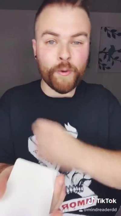 A magician who keeps doing magic accidentally