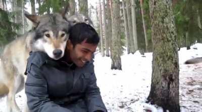BlOoDthiRsTY wOLveS eAt PoOr MaN aLiVe