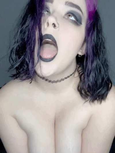 Baby I really want your cum on my face