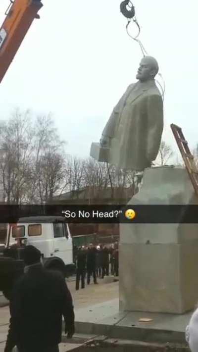 To make the head land on the ladder…