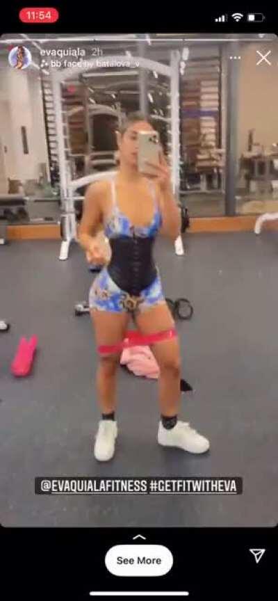 Who’s ass is better than hers? No one😫