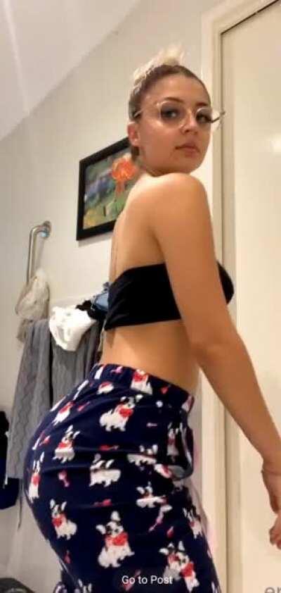 How she Twerk on the D