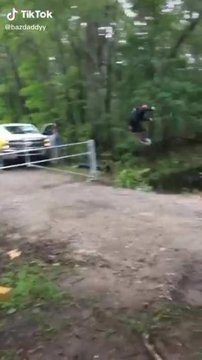 An attempt pass the road!