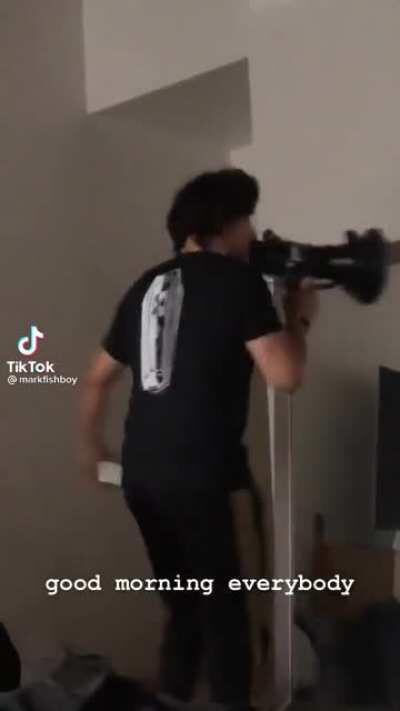 this is adorable (it’s not his birthday; i just really like the video!!)