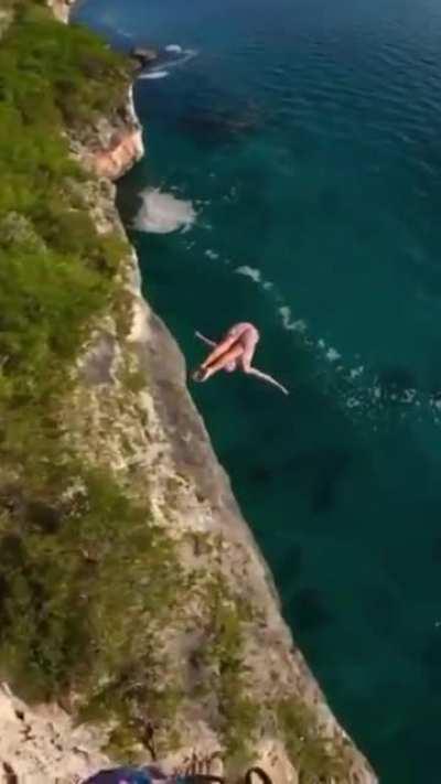 Wtf is wrong with some ppl?