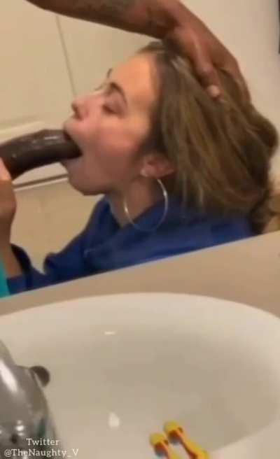 I need a bbc to fuck my face like this