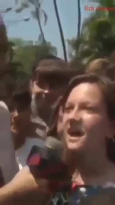 ✋...........................................🤚