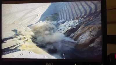 May 31- 2021 - Drone Footage of Landslide at Bingham Canyon Mine - Utah