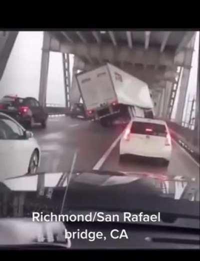 Windy af on this bridge