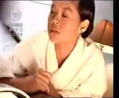 I firmly believe that back in 90s Feminin were kinda the trendsetters, i remember my sisters and her friends have the same hairstyle like these group and always singing this song with their friends and all.