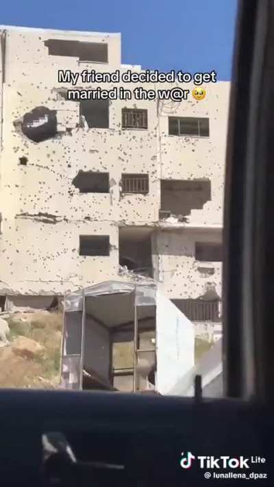 Vídeo para chorar junto... pesado demais.