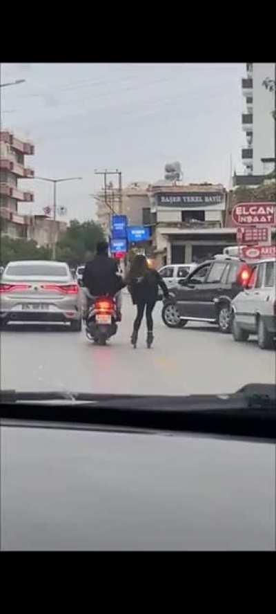 Tesekkur etti gonderdi