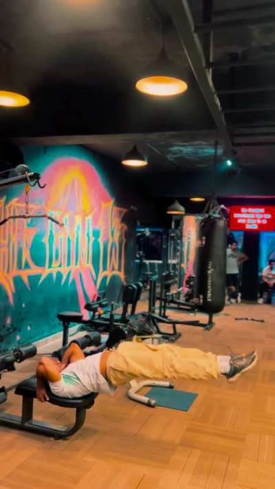 32M | 5’6 | 69kg | Dragon flag done right?