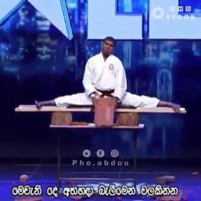 ErectCockroachCrib - Video #3850