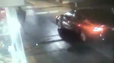 Idiot wants to get into the highway withouy paying... and that saves his life