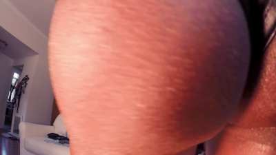 This is me in your face every time a commercial cum on when your watching something🙆🏽‍♀️💋