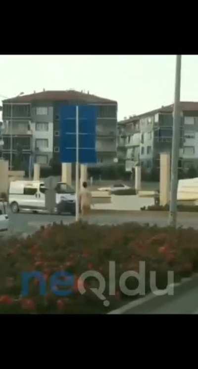 Düşünsenize böyle bir durum da kaldığınızı