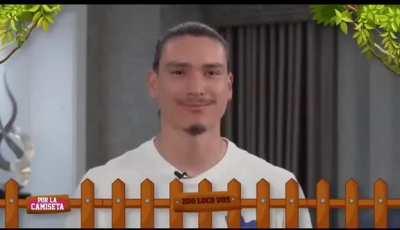 Darwin was tasked to do impressions of animals in an interview, and what we got is a surreal masterpiece...