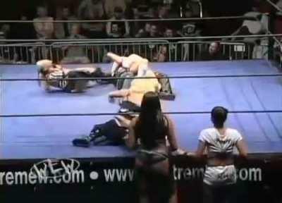 Sexy Tara Bush getting choked by Pryme Tyme Amy Lee