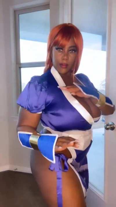 Panda fighting stance