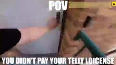 oh bollocks the bobbies are 'ere to bust me for watching re-runs of sherlock without a loicense