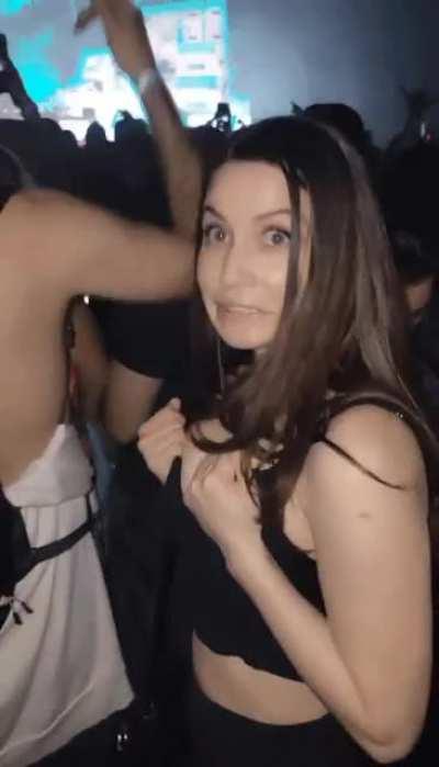 Party tits