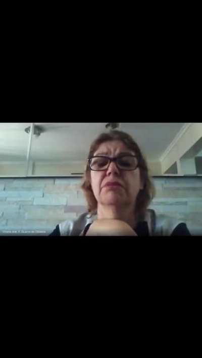 Gente, isso aconteceu hj na minha aula kkkkkkkkkkk. Tadinha...