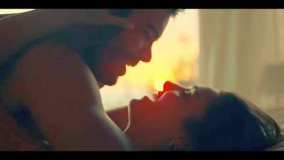 Hande Erçel really did her first on screen sex that perfectly 🔥