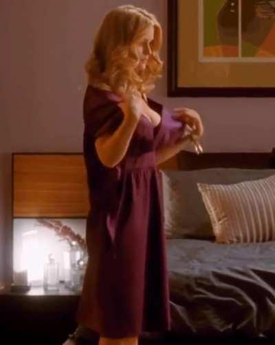 Alice Eve in She's Out of My League(2010)