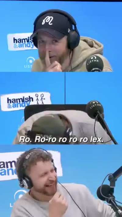 Hamish’s awkward glance waiting for a reaction to the chorus😭