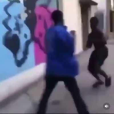 Guy gets ko’d (one punch)