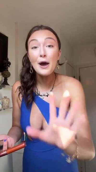 Grwm, blue dress, for an award ceremony 