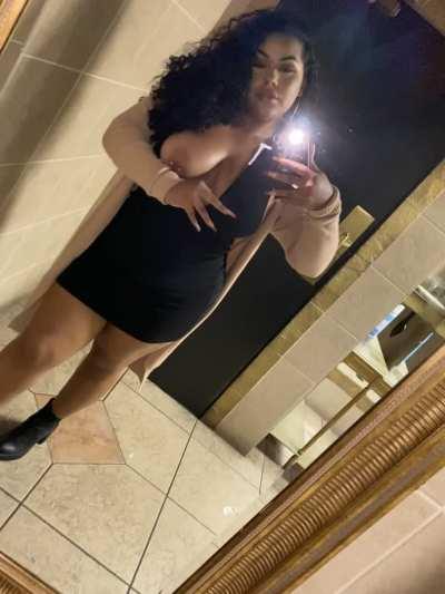 Meet me in the stall