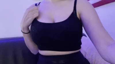 had to flash my boobs before the workout