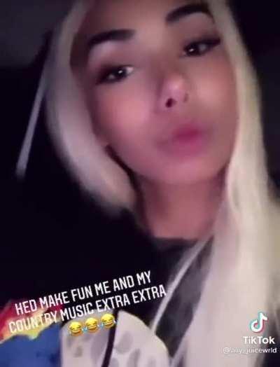 New snippet ‘Slaves’ , how it soundin 😬😬🥶