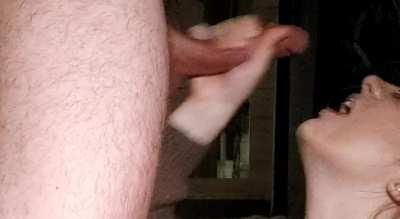 i sucked his dick until he came on my face :o