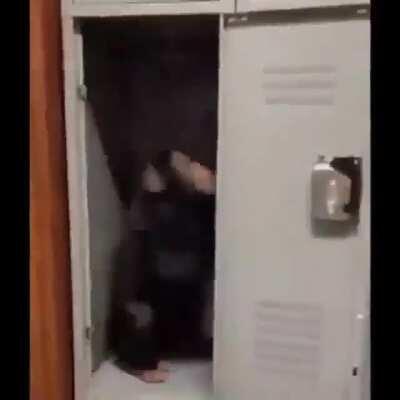 Dadle upvote para que se ría el nociram