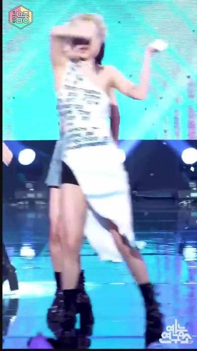 I wanna pound winters tight petite little body so rough 🥴