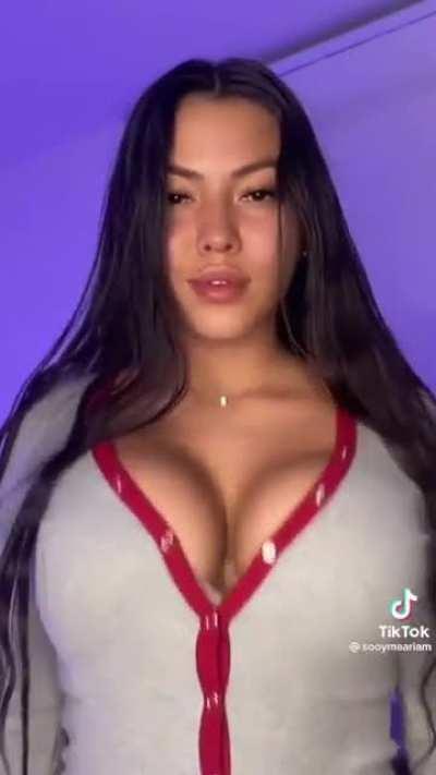 Plump 😋 [sooymaariam]