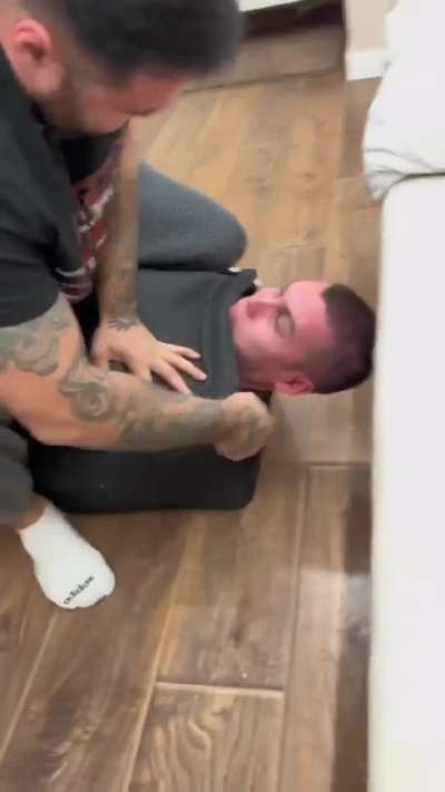 What brand of luggage is that? (Various times)