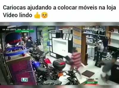 Updove se shorou 😢