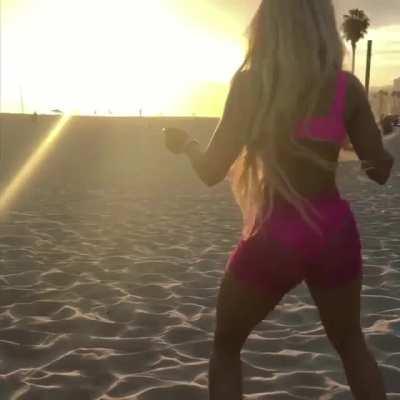 In My Feelings Dance