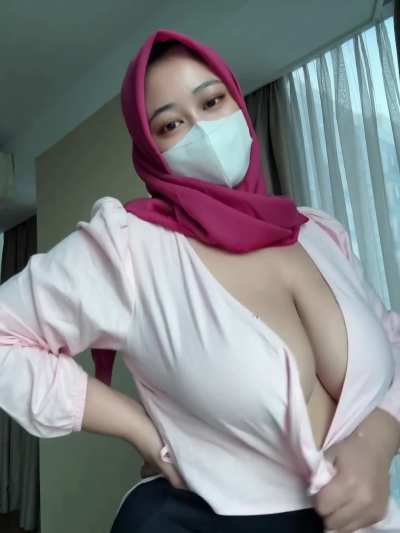 Just your friendly neighborhood chubby habibi