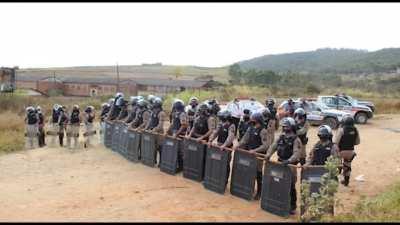 MG está a beira de um massacre com o Zema fazendo despejo de centenas de famílias no meio da pandemia.
