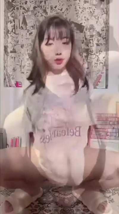 Imagine e_chi_h bouncing and grinding on your 🍆