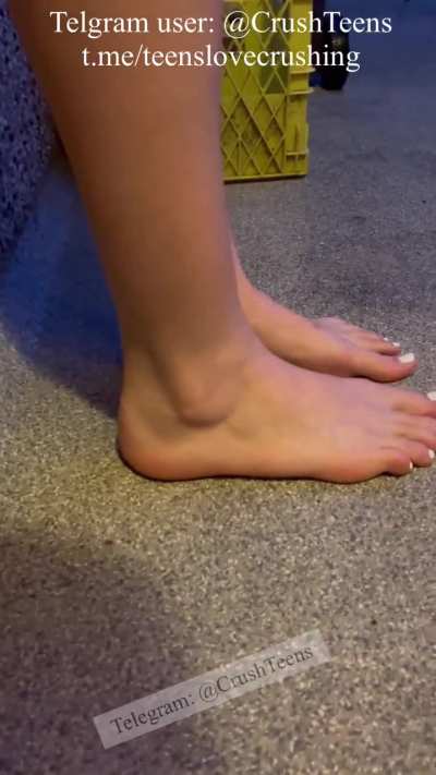 Size 11 girls soft feet inshoe snail crush