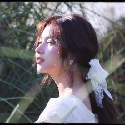 210317 - Gorgeous Sana