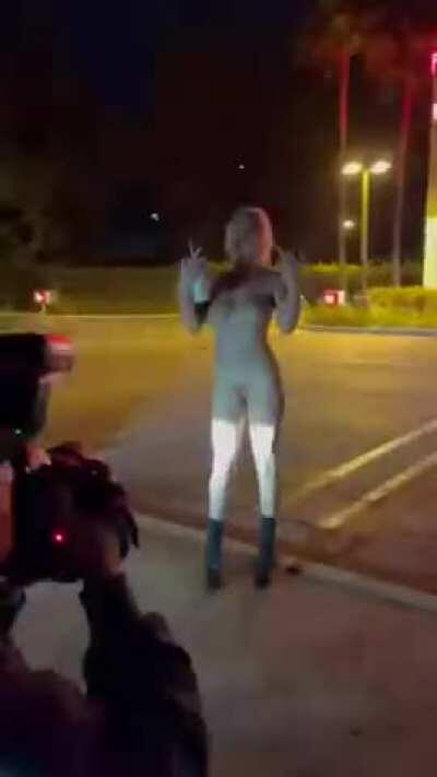 Flashing Public Naked