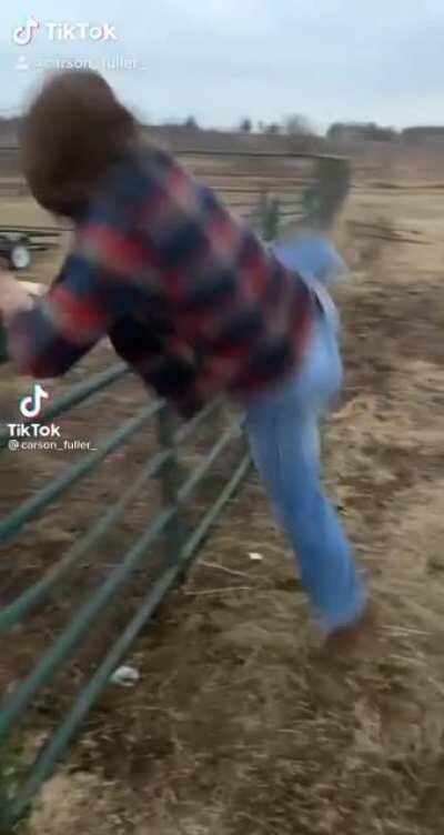 Man tries to impress friends his leg says “adios”